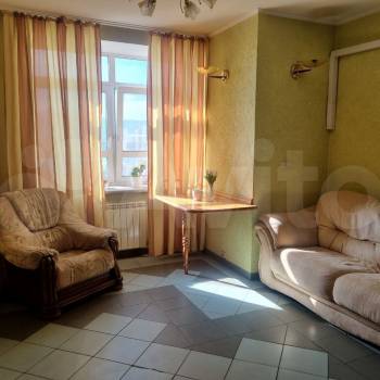 Сдается Многокомнатная квартира, 140 м²