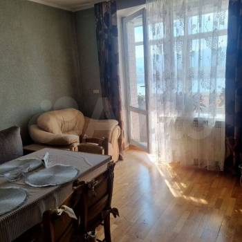 Сдается Многокомнатная квартира, 140 м²