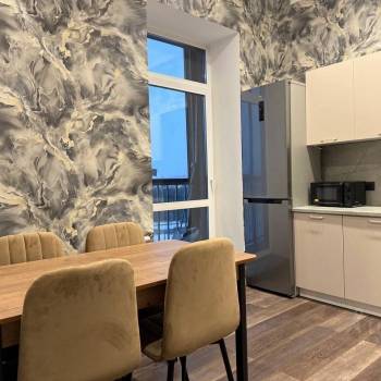 Сдается 2-х комнатная квартира, 74 м²