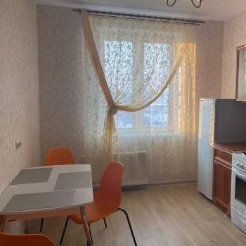 Сдается 1-комнатная квартира, 41 м²