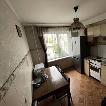 Сдается Многокомнатная квартира, 77 м²