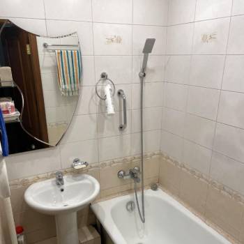 Сдается Многокомнатная квартира, 77 м²