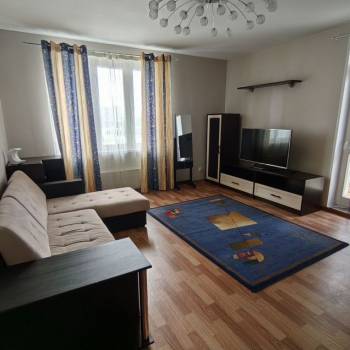 Сдается 2-х комнатная квартира, 64 м²