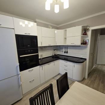 Сдается Многокомнатная квартира, 75 м²