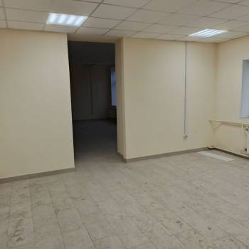 Продается Нежилое помещение, 61 м²