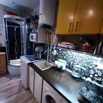 Продается 1-комнатная квартира, 18 м²