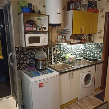 Продается 1-комнатная квартира, 18 м²