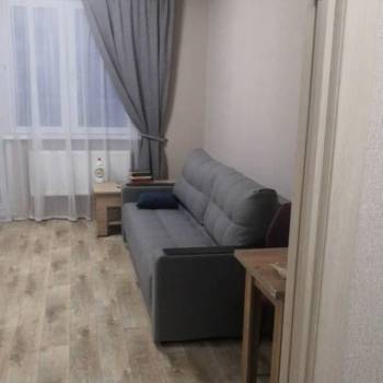 Продается 1-комнатная квартира, 32 м²