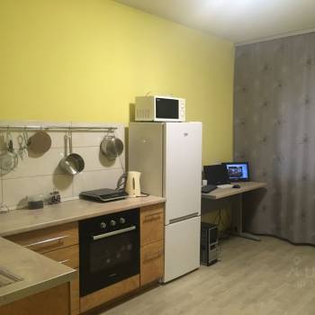 Сдается 1-комнатная квартира, 46 м²