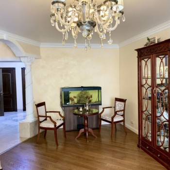 Продается 3-х комнатная квартира, 108 м²
