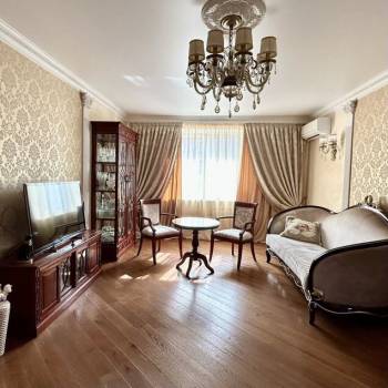 Продается 3-х комнатная квартира, 108 м²