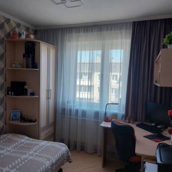 Продается Многокомнатная квартира, 84,2 м²