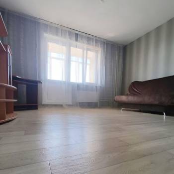 Сдается 1-комнатная квартира, 42 м²