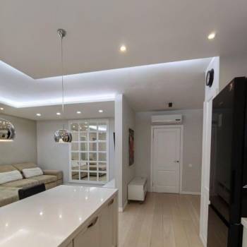 Продается Многокомнатная квартира, 92,6 м²
