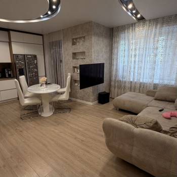 Продается 2-х комнатная квартира, 66 м²