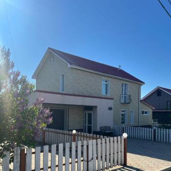 Продается Дом, 200 м²