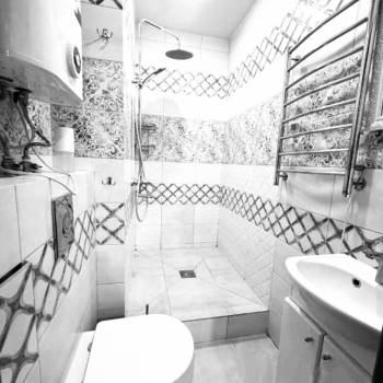 Продается Многокомнатная квартира, 110 м²