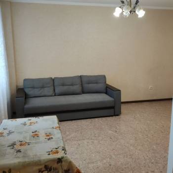 Сдается 1-комнатная квартира, 39 м²