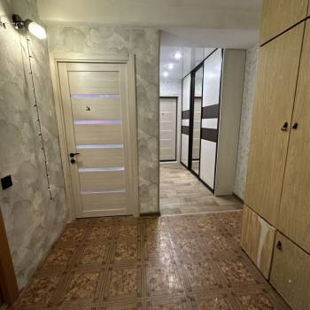 Продается 3-х комнатная квартира, 77 м²