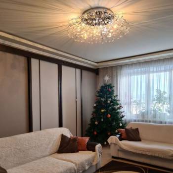 Продается 1-комнатная квартира, 154 м²