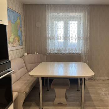 Сдается 2-х комнатная квартира, 63,2 м²