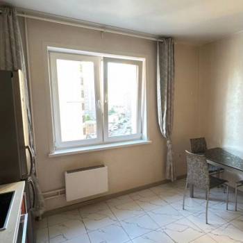 Сдается 1-комнатная квартира, 49 м²
