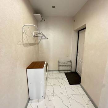 Сдается 1-комнатная квартира, 49 м²