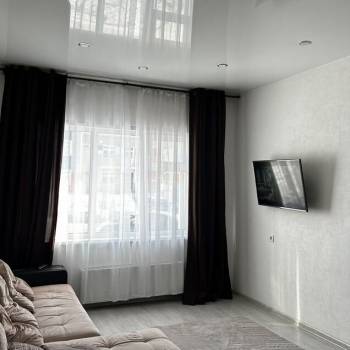 Продается 1-комнатная квартира, 43,3 м²
