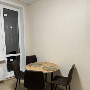 Сдается 1-комнатная квартира, 45 м²