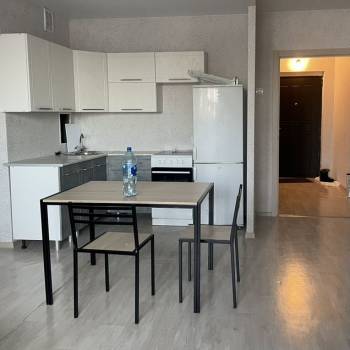 Сдается 1-комнатная квартира, 54 м²