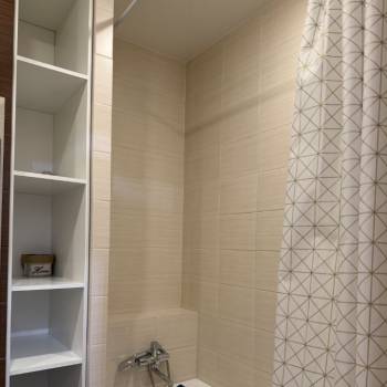 Продается 1-комнатная квартира, 40 м²