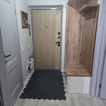 Продается 1-комнатная квартира, 40 м²