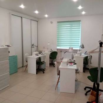 Продается Многокомнатная квартира, 100 м²