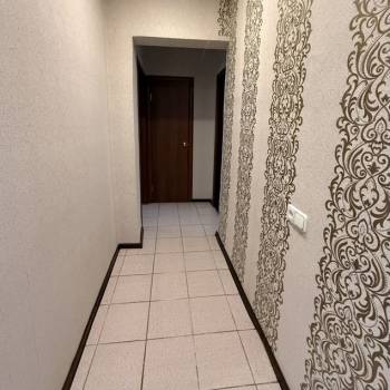 Продается Многокомнатная квартира, 84 м²