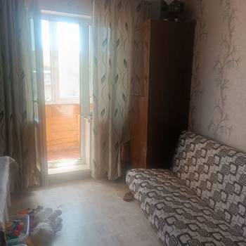 Продается Многокомнатная квартира, 80 м²