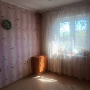 Продается Многокомнатная квартира, 80 м²