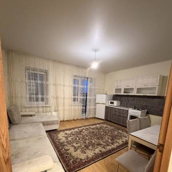 Сдается 2-х комнатная квартира, 50 м²
