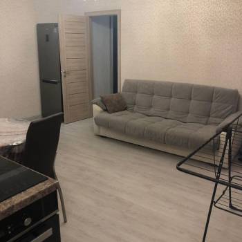 Сдается 2-х комнатная квартира, 40 м²