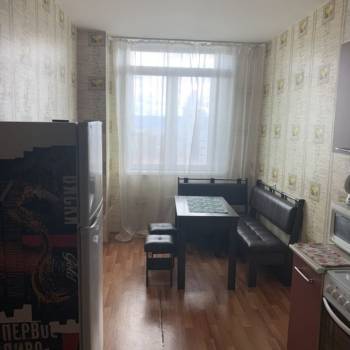 Сдается 1-комнатная квартира, 51 м²