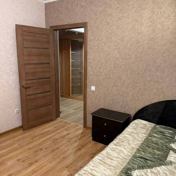 Сдается 1-комнатная квартира, 54 м²