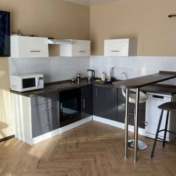 Продается 1-комнатная квартира, 49,3 м²