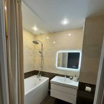 Сдается 2-х комнатная квартира, 56,6 м²