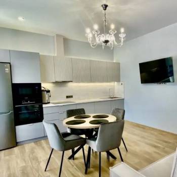 Сдается 1-комнатная квартира, 43 м²