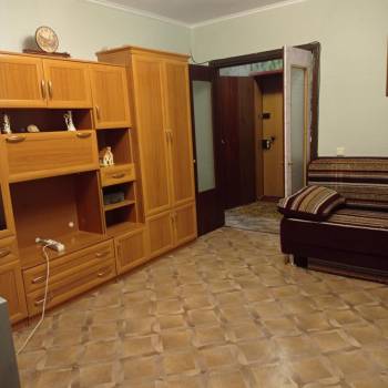 Сдается 1-комнатная квартира, 37 м²
