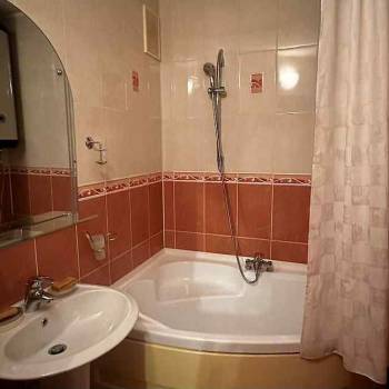 Сдается 2-х комнатная квартира, 68 м²