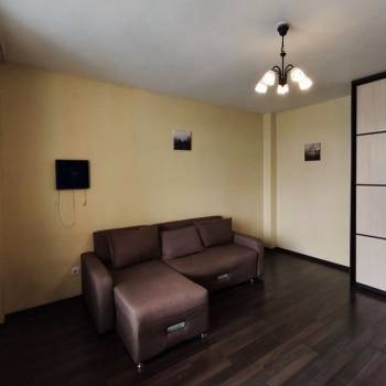 Продается 1-комнатная квартира, 37,8 м²