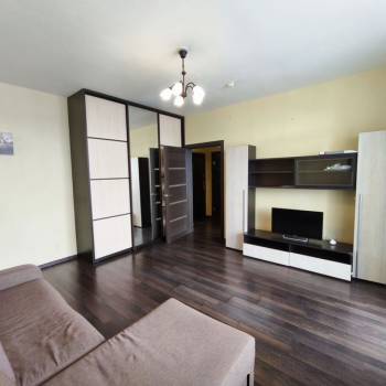 Продается 1-комнатная квартира, 37,8 м²