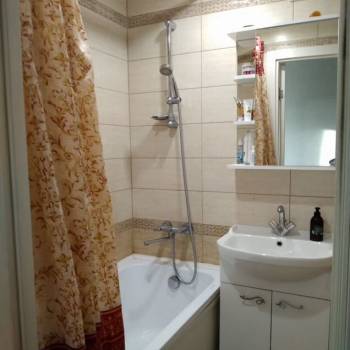 Продается 3-х комнатная квартира, 65 м²
