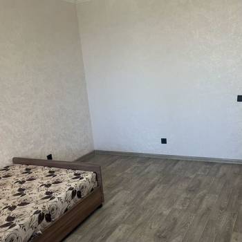 Сдается 1-комнатная квартира, 46 м²