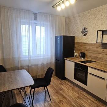 Сдается 2-х комнатная квартира, 60 м²